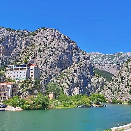 Apartment Mandic Omiš Exterior foto